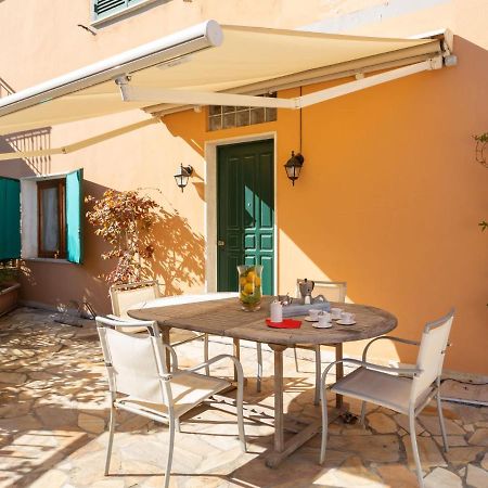 Holiday Home Stella Marina By Interhome マリーナ・ディ・ピエトラサンタ エクステリア 写真